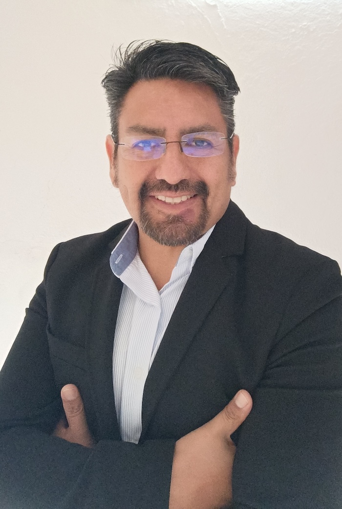 Foto de perfil — reemplazar con la tuya